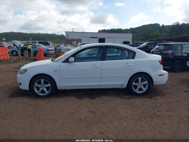 44892382 :رقم المزاد ، JM1BK12F041187587 vin ، 2004 Mazda Mazda3 I مزاد بيع