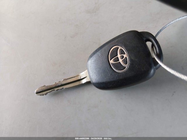 44892396 :رقم المزاد ، JTDKDTB34H1593423 vin ، 2017 Toyota Prius C Two مزاد بيع
