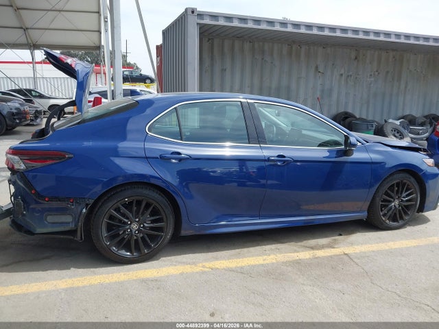Auction sale of the 2023 Toyota Camry Xse Hybrid, vin: 4T1K31AK4PU055720, lot number: 44892399