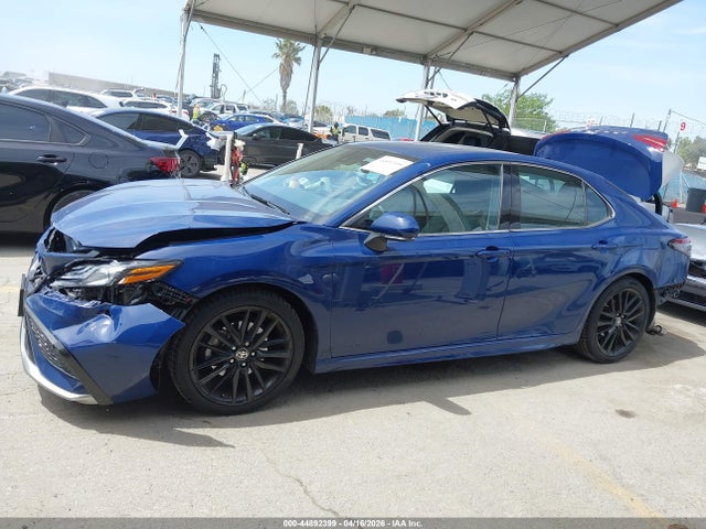 Auction sale of the 2023 Toyota Camry Xse Hybrid, vin: 4T1K31AK4PU055720, lot number: 44892399