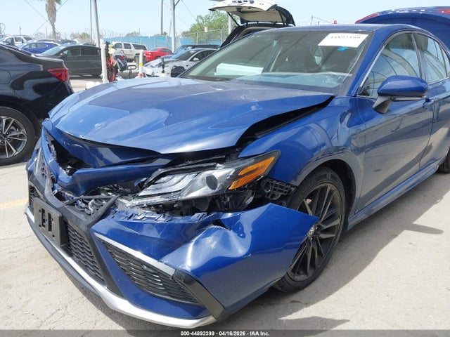 Auction sale of the 2023 Toyota Camry Xse Hybrid, vin: 4T1K31AK4PU055720, lot number: 44892399