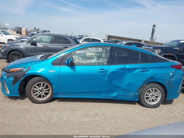 Toyota Prius Prime Premium 2017 JTDKARFP0H3044265 Image 13