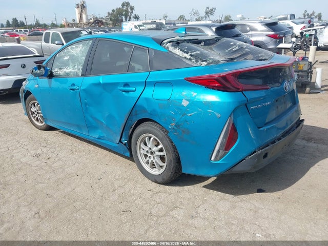 Toyota Prius Prime Premium 2017 JTDKARFP0H3044265 Image 3