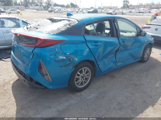 Toyota Prius Prime Premium 2017 JTDKARFP0H3044265 Image 4