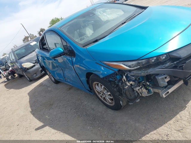 Toyota Prius Prime Premium 2017 JTDKARFP0H3044265 Image 6