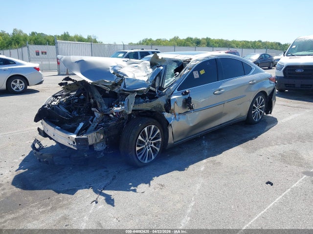 44892420 :رقم المزاد ، 58ADZ1B18LU057471 vin ، 2020 Lexus Es 350 مزاد بيع