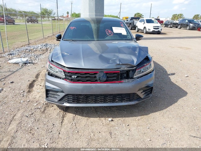 2018 VOLKSWAGEN PASSAT 1VWJM7A37JC048425 Photo 5
