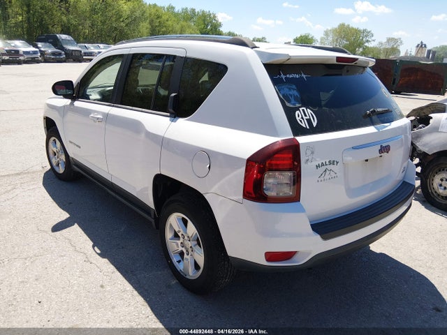 2014 JEEP COMPASS 1C4NJCBA6ED524151 Photo 2