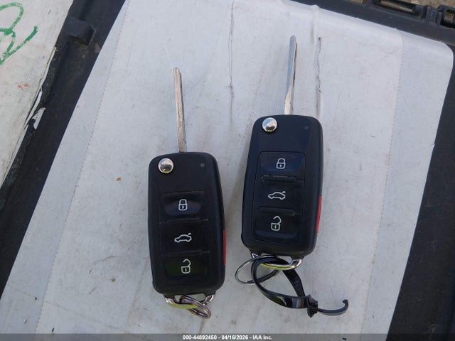 2016 VOLKSWAGEN TIGUAN WVGBV7AX9GW031782 Photo 10