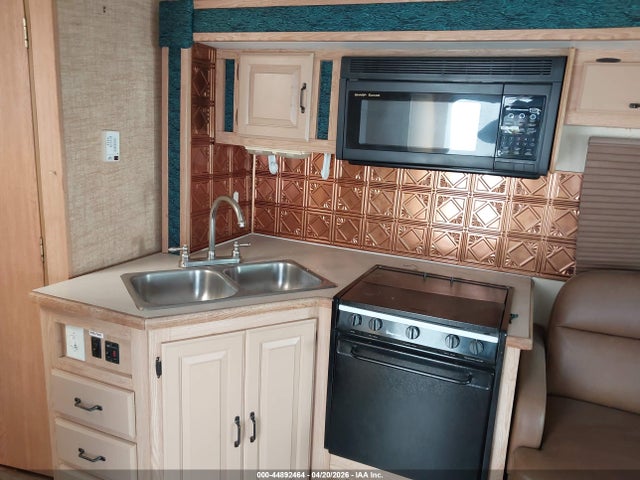 Продаж на аукціоні авто 1999 Workhorse Custom Chassis Motorhome Chassis P3500, vin: 5B4LP37J0X3310057, номер лоту: 44892464