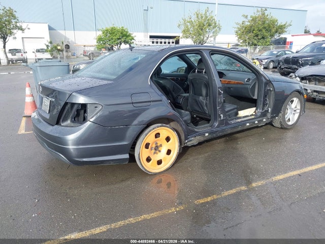 WDDGF4HB8ER304308 Mercedes-Benz C 250 Sport