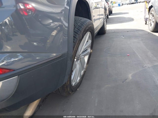 44892486 :رقم المزاد ، 1V2JC2CA4MC215783 vin ، 2021 Volkswagen Atlas Cross Sport 2.0t Se W/technology مزاد بيع