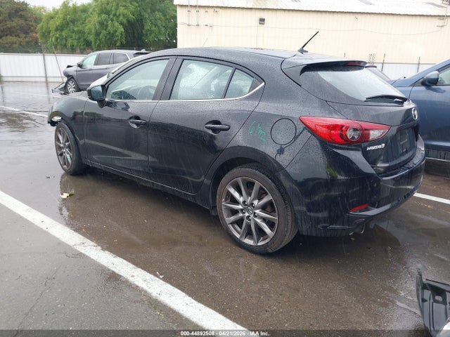 44892508 :رقم المزاد ، JM1BN1L34J1158021 vin ، 2018 Mazda Mazda3 Touring مزاد بيع