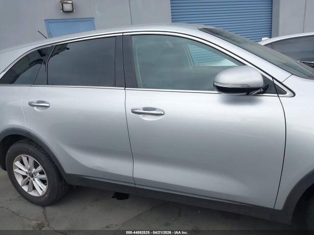5XYPG4A55KG489374 KIA Sorento 3.3l Lx