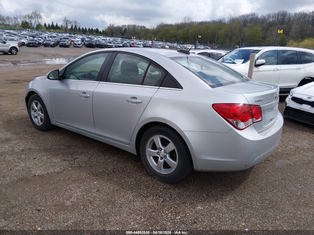 2016 CHEVROLET CRUZE LIMITED 1G1PE5SB6G7143668 Photo 2