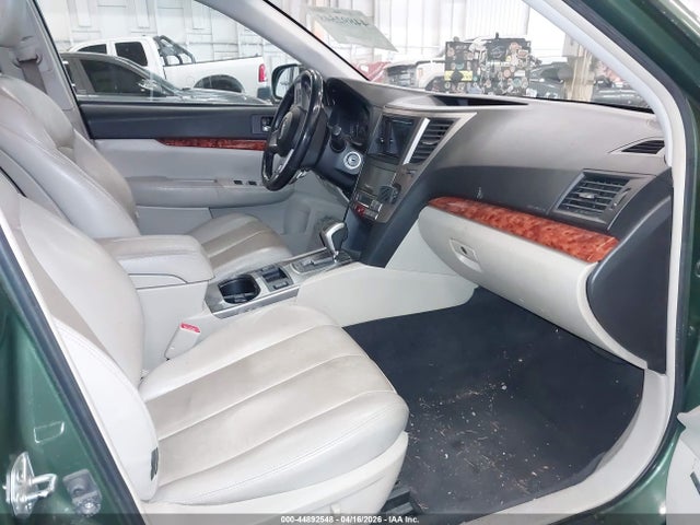 44892548 :رقم المزاد ، 4S4BRBKCXA3330631 vin ، 2010 Subaru Outback 2.5i Limited مزاد بيع