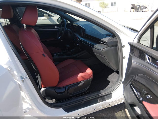KNAG64J7XS5329940 KIA K5 Gt-line