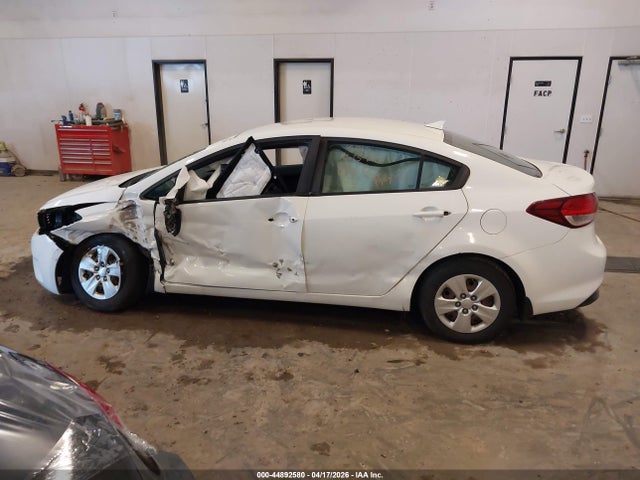 Aukcja sprzedaży 2017 Kia Forte Lx, vin: 3KPFK4A79HE036666, numer aukcji: 44892580