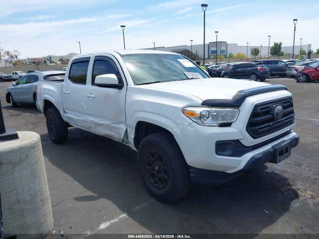 5TFAX5GN7JX109854 Toyota Tacoma Sr