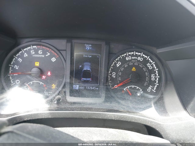 5TFAX5GN7JX109854 Toyota Tacoma Sr