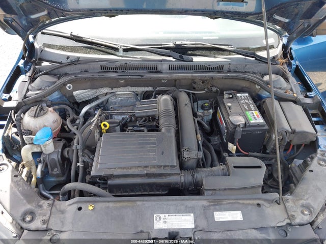 3VW267AJ4GM230250 Volkswagen Jetta 1.4t S