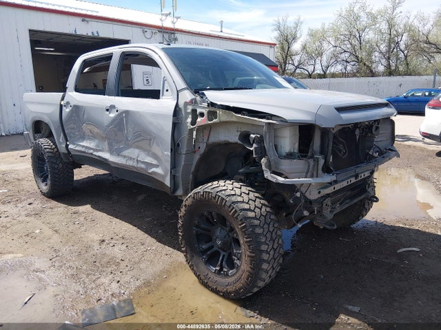Aukcja sprzedaży 2018 Toyota Tundra Limited 5.7l V8, vin: 5TFHY5F14JX733069, numer aukcji: 44892635