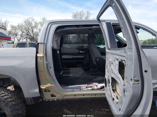 Aukcja sprzedaży 2018 Toyota Tundra Limited 5.7l V8, vin: 5TFHY5F14JX733069, numer aukcji: 44892635
