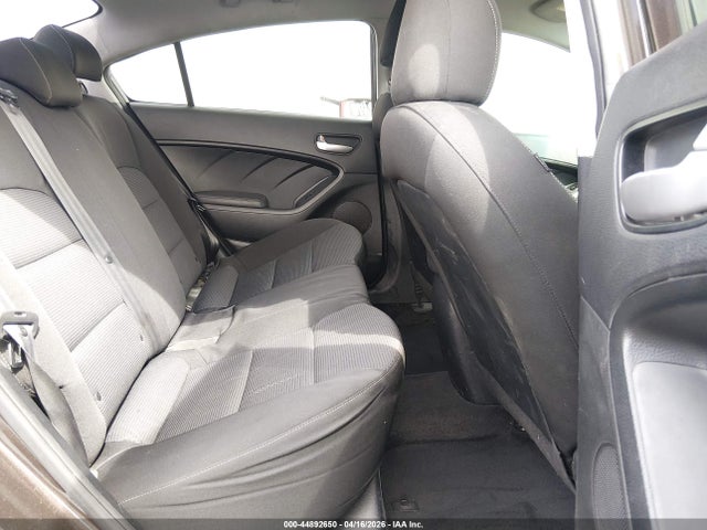 Продажа на аукционе авто 2017 Kia Forte Lx, vin: 3KPFK4A72HE114608, номер лота: 44892650