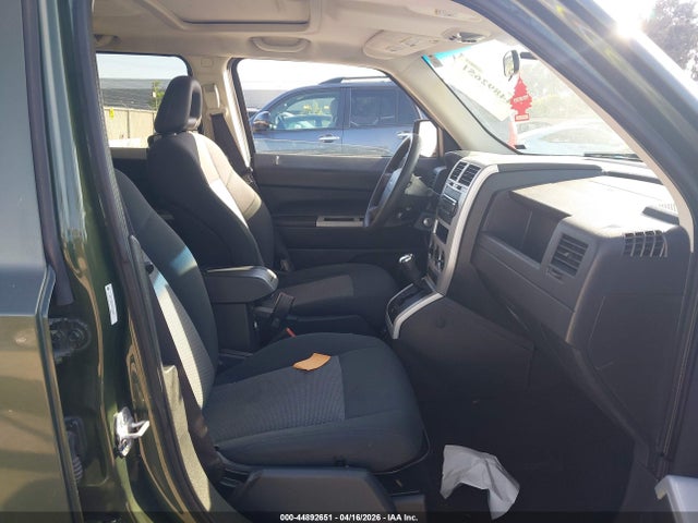Продажа на аукционе авто 2008 Jeep Patriot Sport, vin: 1J8FF28W58D513884, номер лота: 44892651