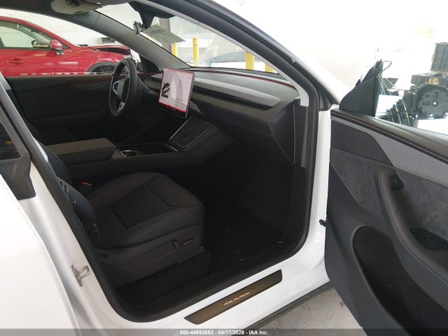 Продажа на аукционе авто 2026 Tesla Model Y All-wheel Drive/long Range Launch Series/premium All-wheel Drive, vin: 7SAYGDEE2TF562212, номер лота: 44892652