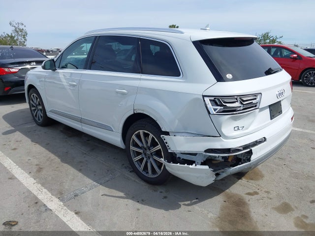 Продажа на аукционе авто 2017 Audi Q7 3.0t Premium, vin: WA1LABF72HD018749, номер лота: 44892679