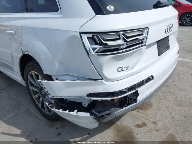 Продажа на аукционе авто 2017 Audi Q7 3.0t Premium, vin: WA1LABF72HD018749, номер лота: 44892679