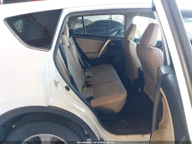 2015 TOYOTA RAV4 2T3RFREV3FW258869 Photo 7
