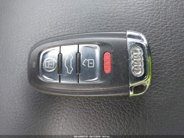 Продажа на аукционе авто 2012 Audi Q5 3.2 Premium Plus, vin: WA1DKBFP9CA011728, номер лота: 44892725
