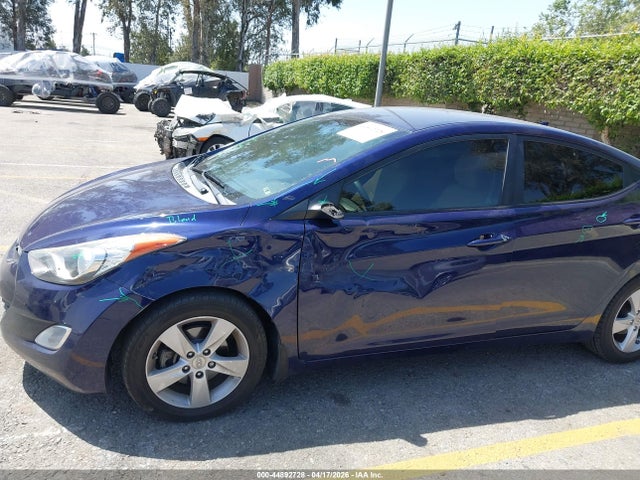 2013 Hyundai Elantra Gls მანქანა იყიდება აუქციონზე, vin: 5NPDH4AE9DH399561, აუქციონის ნომერი: 44892728