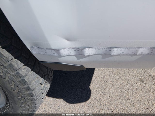 3GCUKNEC6JG395598 Chevrolet Silverado 1500 Wt