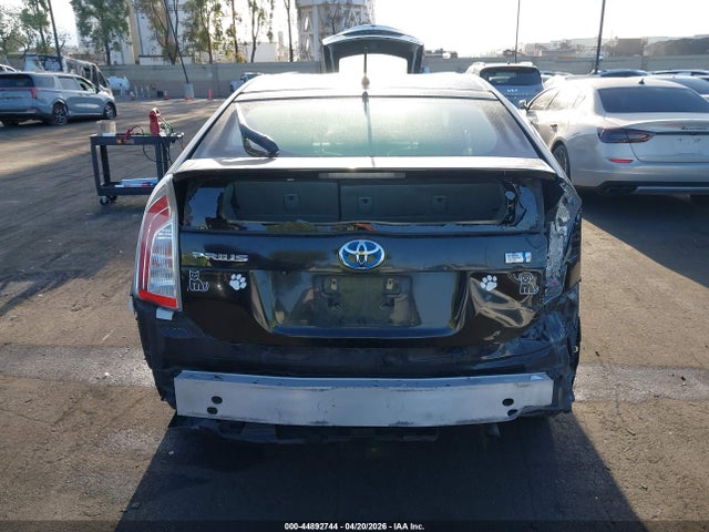 Toyota Prius Two 2015 JTDKN3DU8F0402303 Image 16