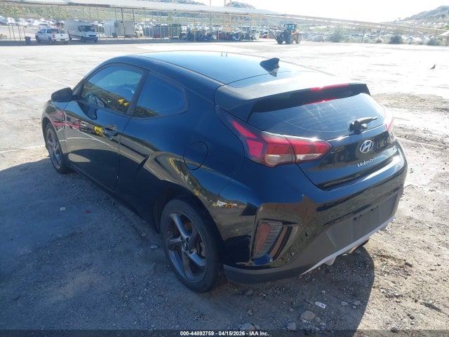 2019 HYUNDAI VELOSTER KMHTG6AF2KU013838 Photo 2