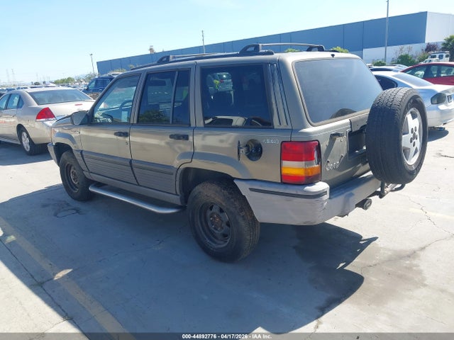 1995 Jeep Grand Cherokee Laredo მანქანა იყიდება აუქციონზე, vin: 1J4GZ58Y8SC748387, აუქციონის ნომერი: 44892776