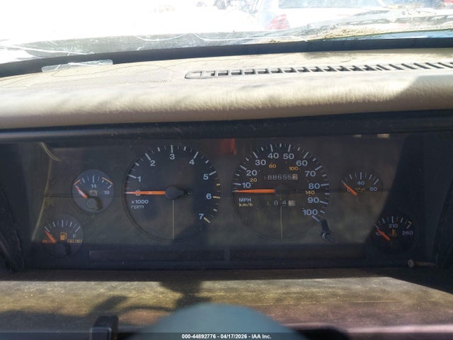 1995 Jeep Grand Cherokee Laredo მანქანა იყიდება აუქციონზე, vin: 1J4GZ58Y8SC748387, აუქციონის ნომერი: 44892776