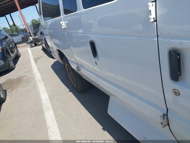 Ford E-150 Commercial 2014 1FTNS1EW3EDA16504 Image 19