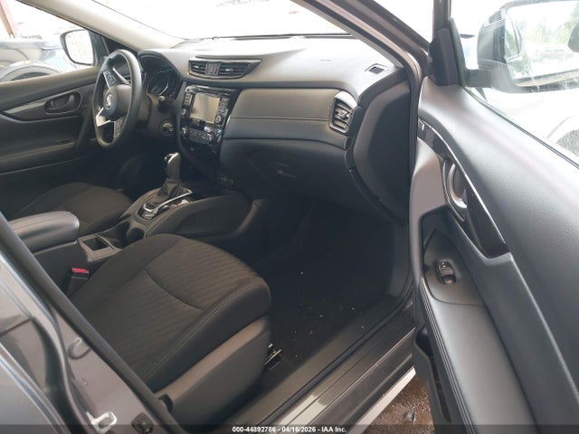 5N1AT2MV5LC808517 Nissan Rogue S Intelligent Awd