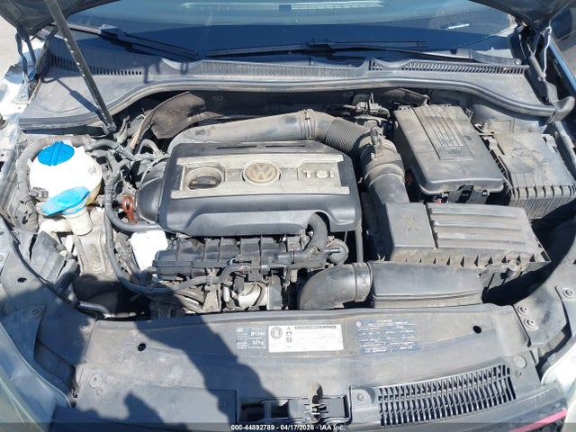 44892789 :رقم المزاد ، WVWEV7AJ4BW057499 vin ، 2011 Volkswagen Gti 2-door مزاد بيع