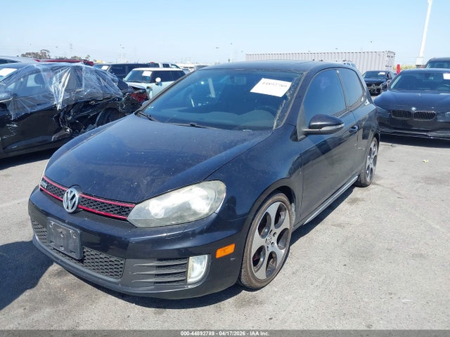 44892789 :رقم المزاد ، WVWEV7AJ4BW057499 vin ، 2011 Volkswagen Gti 2-door مزاد بيع
