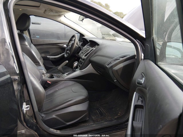 44892806 :رقم المزاد ، 1FADP3K28EL207633 vin ، 2014 Ford Focus Se مزاد بيع