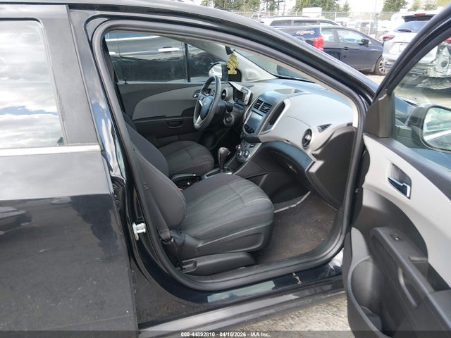 Chevrolet Sonic Lt Auto 2014 1G1JC6SGXE4204600 Image 5