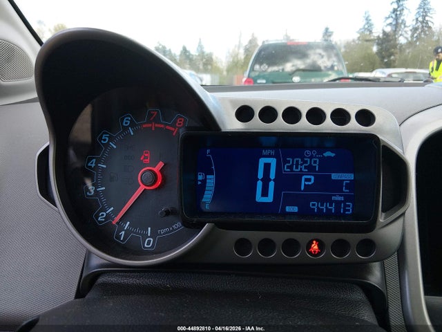 Chevrolet Sonic Lt Auto 2014 1G1JC6SGXE4204600 Image 7