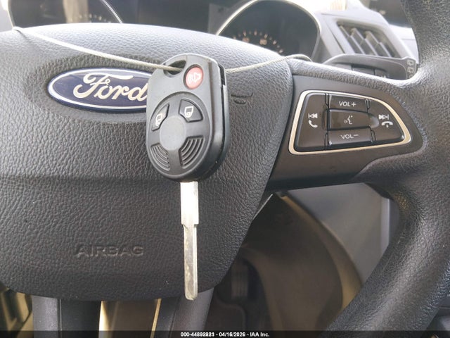 1FMCU9GD5JUC38768 Ford ESCAPE SE