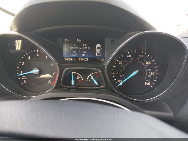 1FMCU9GD5JUC38768 Ford ESCAPE SE