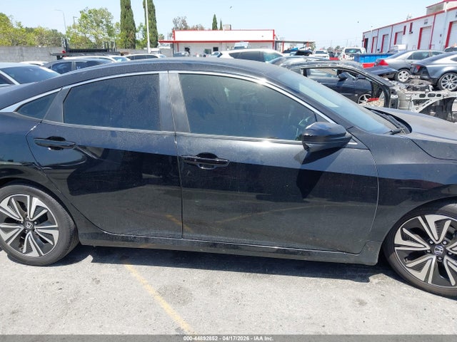 JHMFC1F3XJX005903 Honda Civic Ex-t